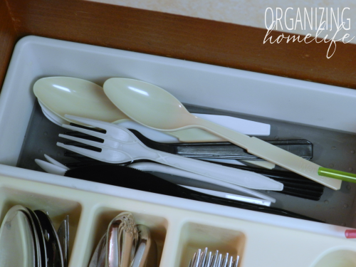 Organizing Plastic Silverware