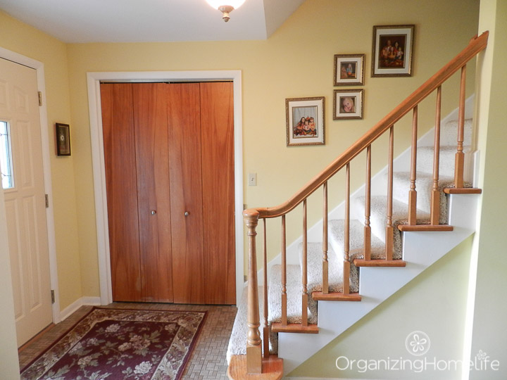 Foyer Renovation Before | Organizing Homelife