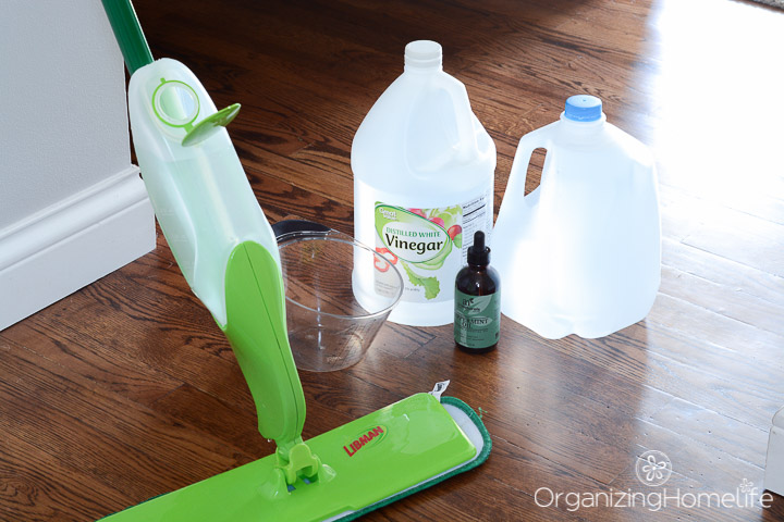 Libman Freedom Spray Mop with Natural Cleaning Recipe for Hardwoods | Organizing Homelife