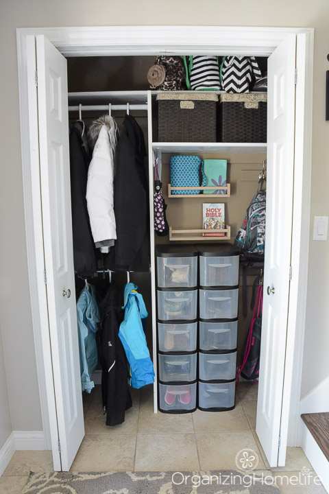 Organized Entry Closet | Organizing Homelife